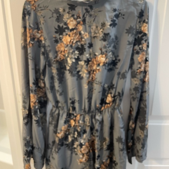 Sage Dresses & Skirts - Sage Blue and Tan Floral Long Sleeve Dress